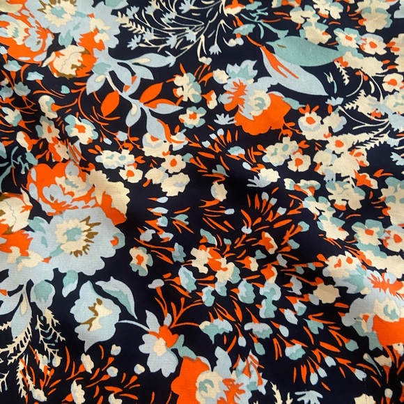 Blouse/Top - Picture 3 of 4